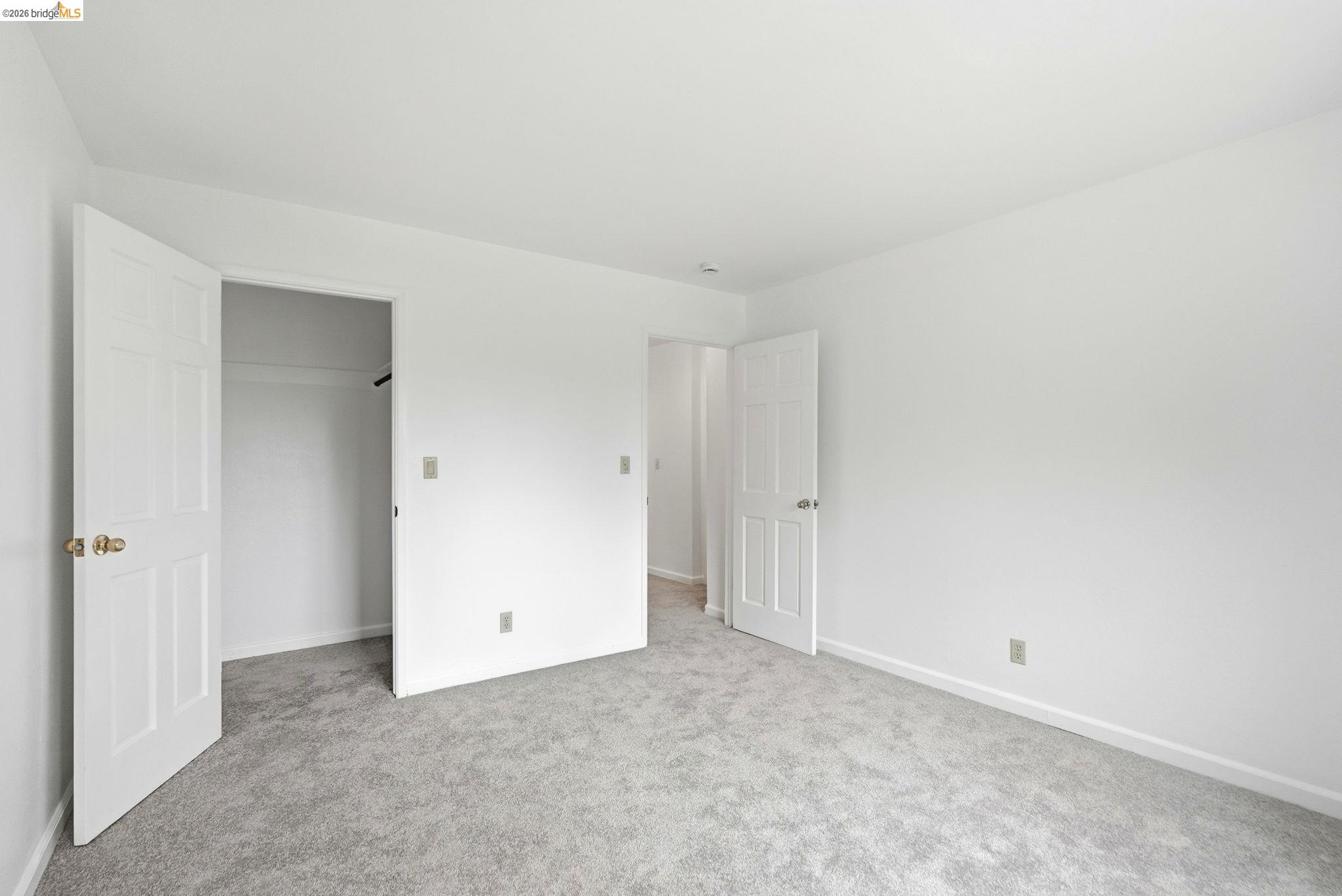 33 Eastwood Ct