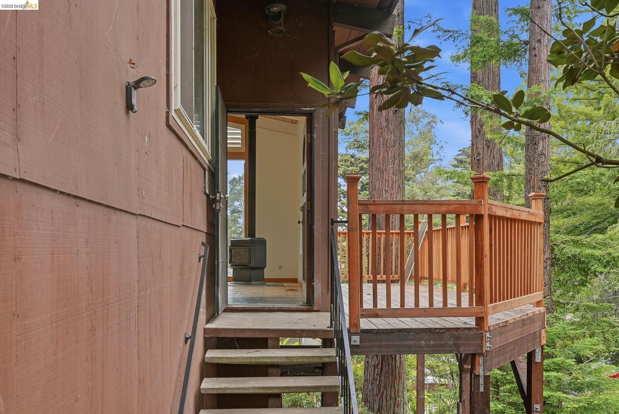 33 Eastwood Ct