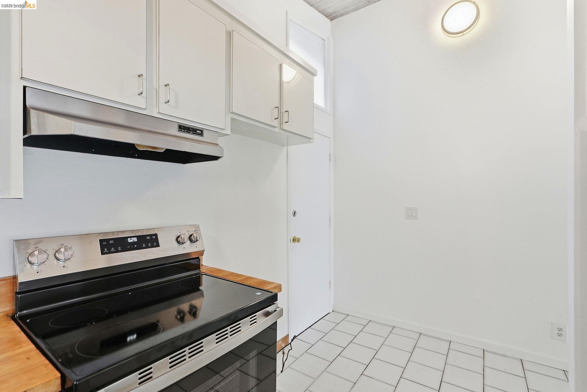 33 Eastwood Ct