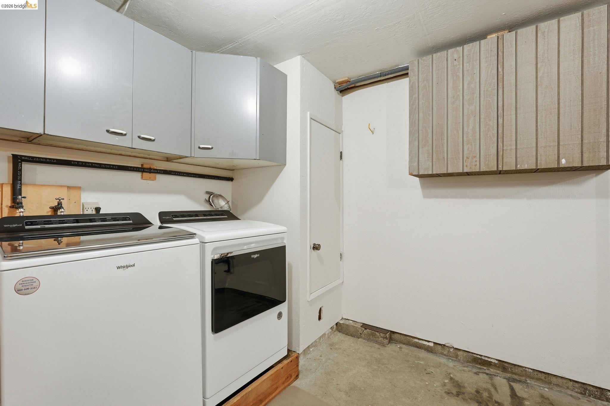 2231 Heathrow Pl