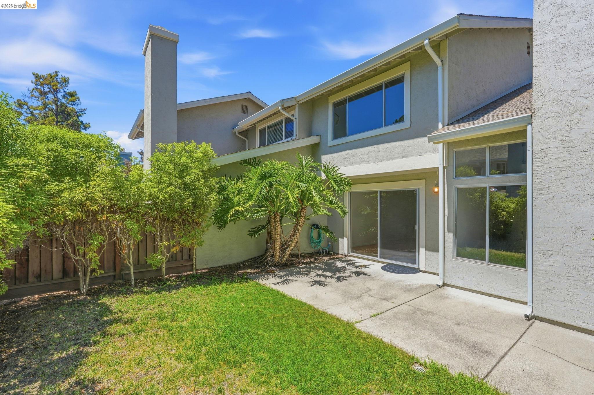2231 Heathrow Pl