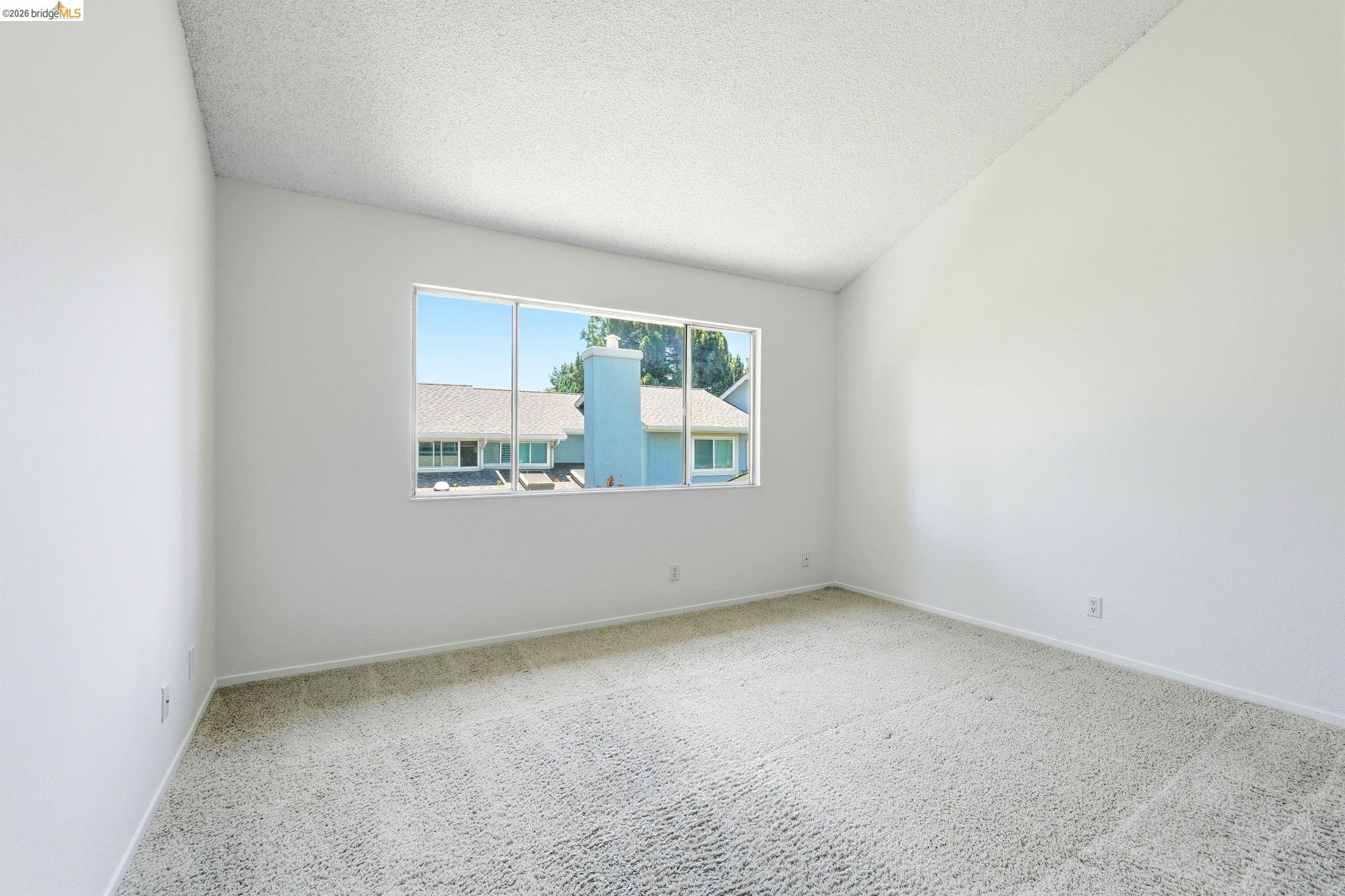 2231 Heathrow Pl