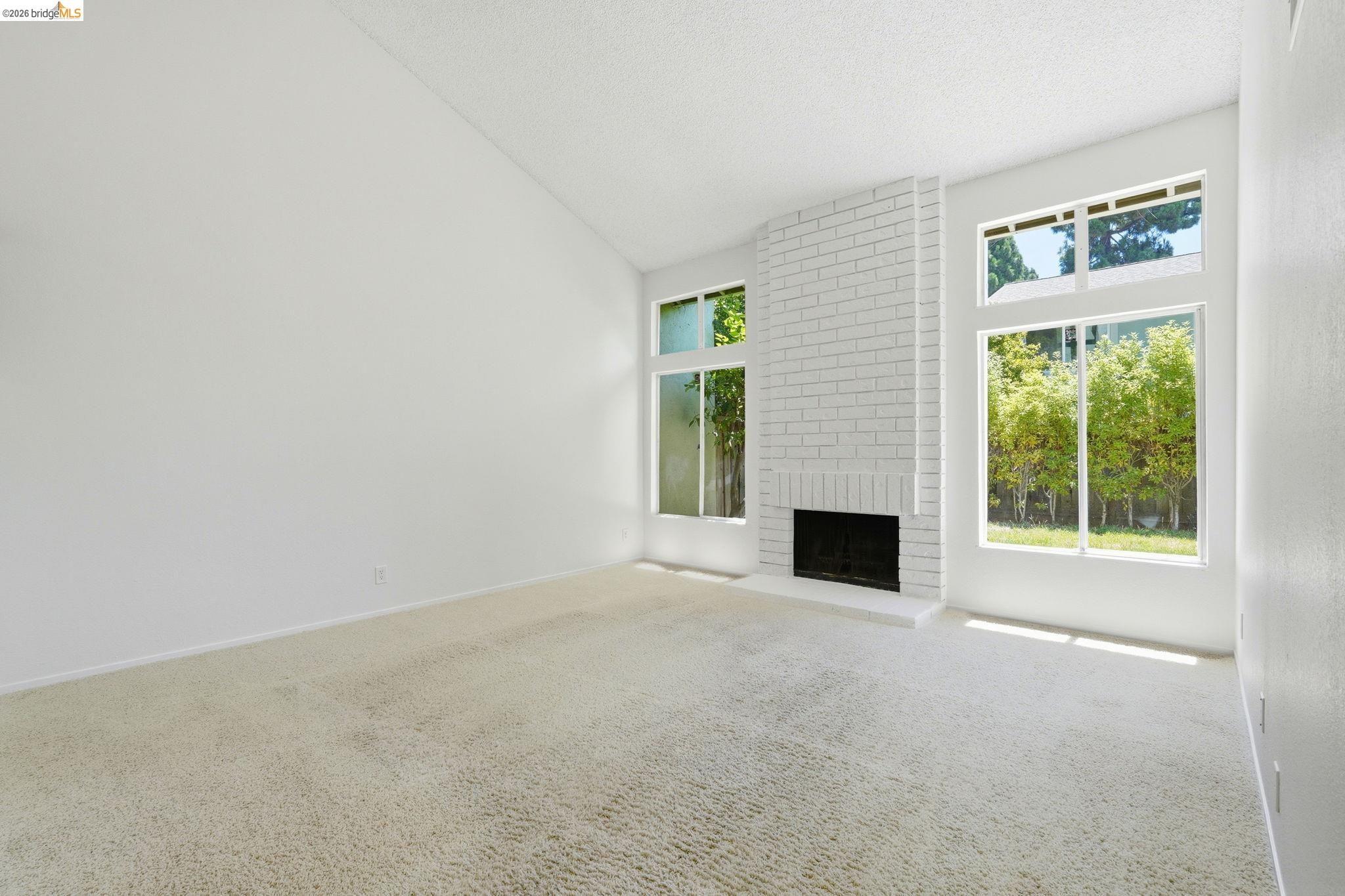 2231 Heathrow Pl