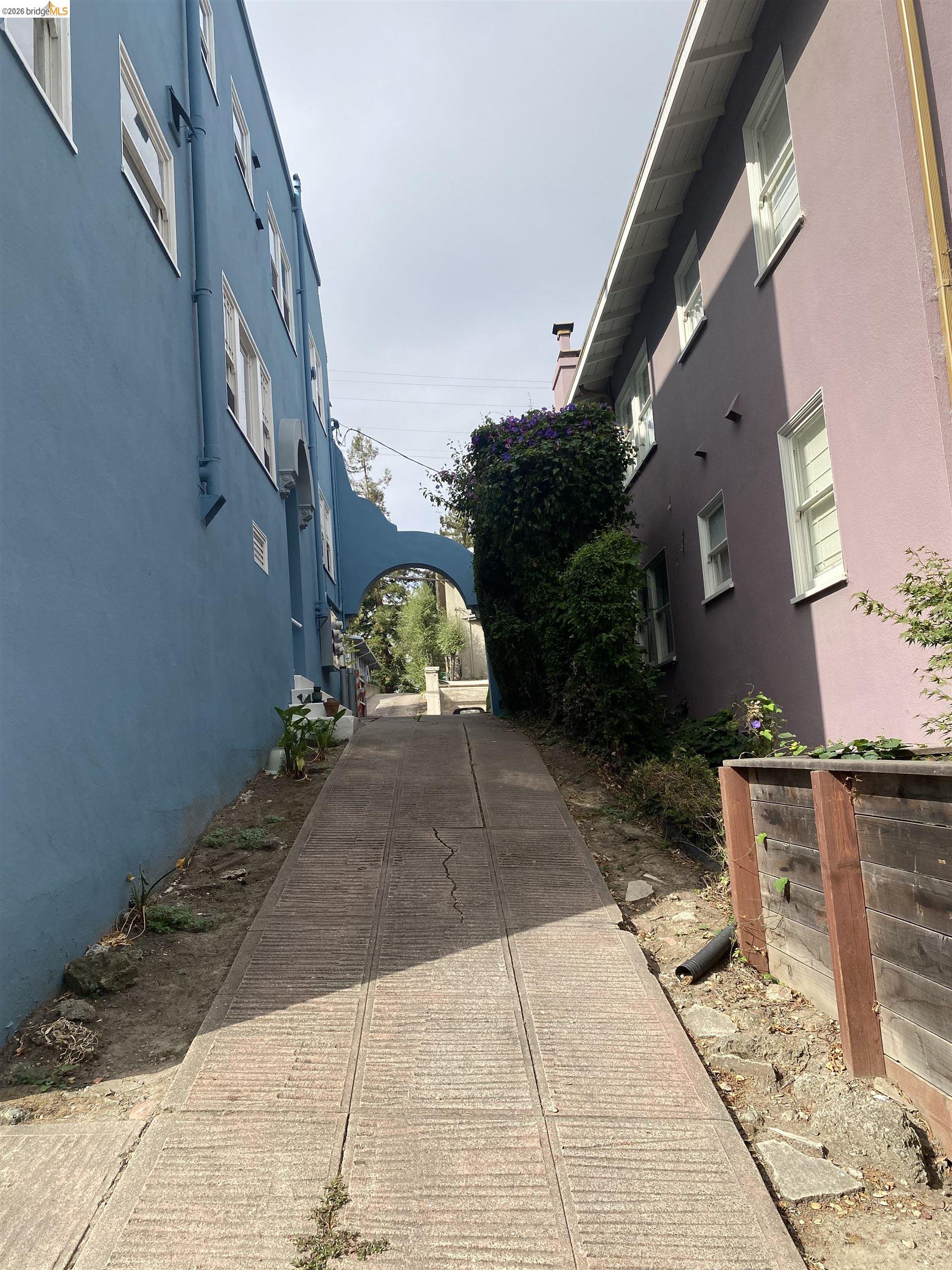 500 Fairbanks Ave