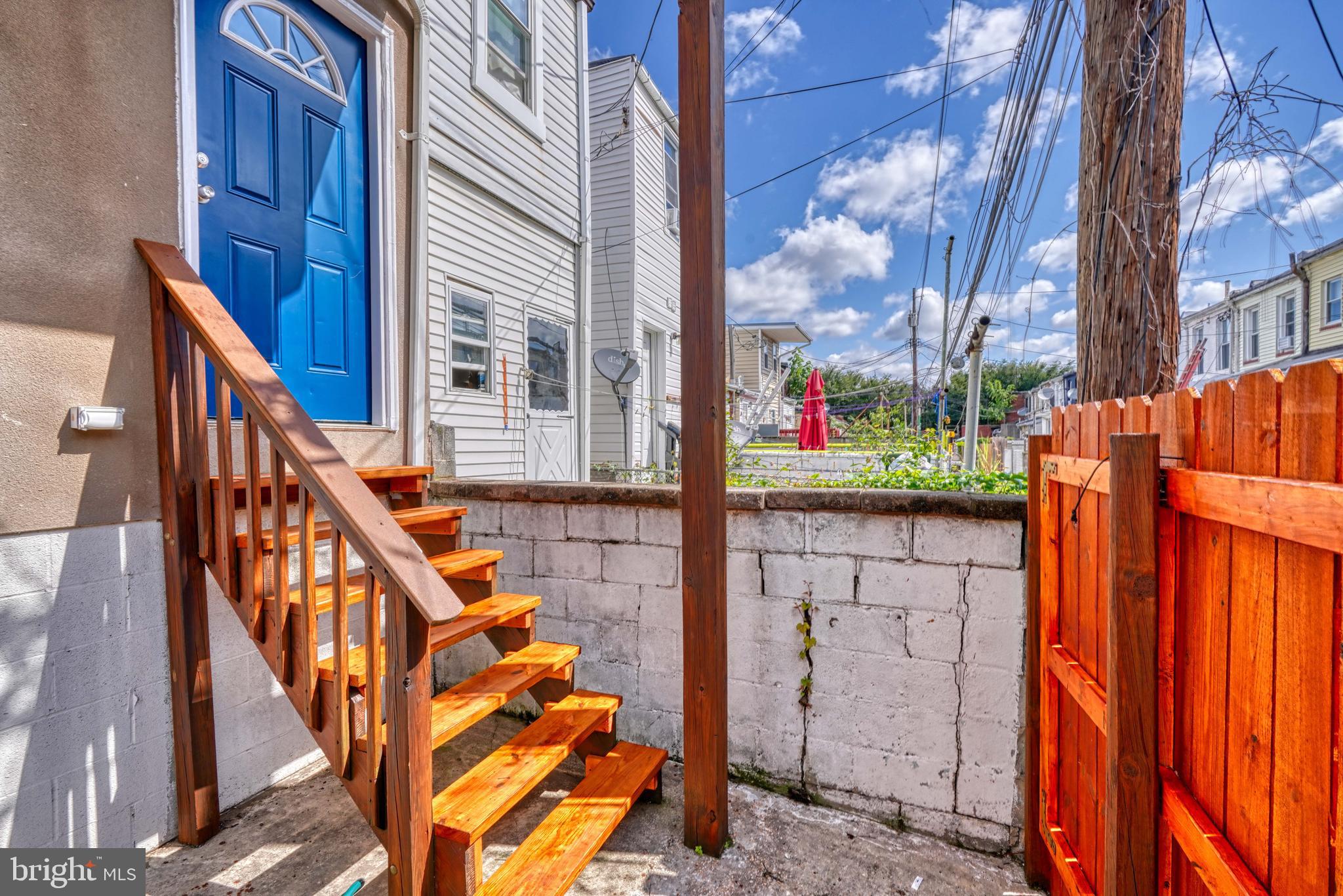 1235 JAMES STREET