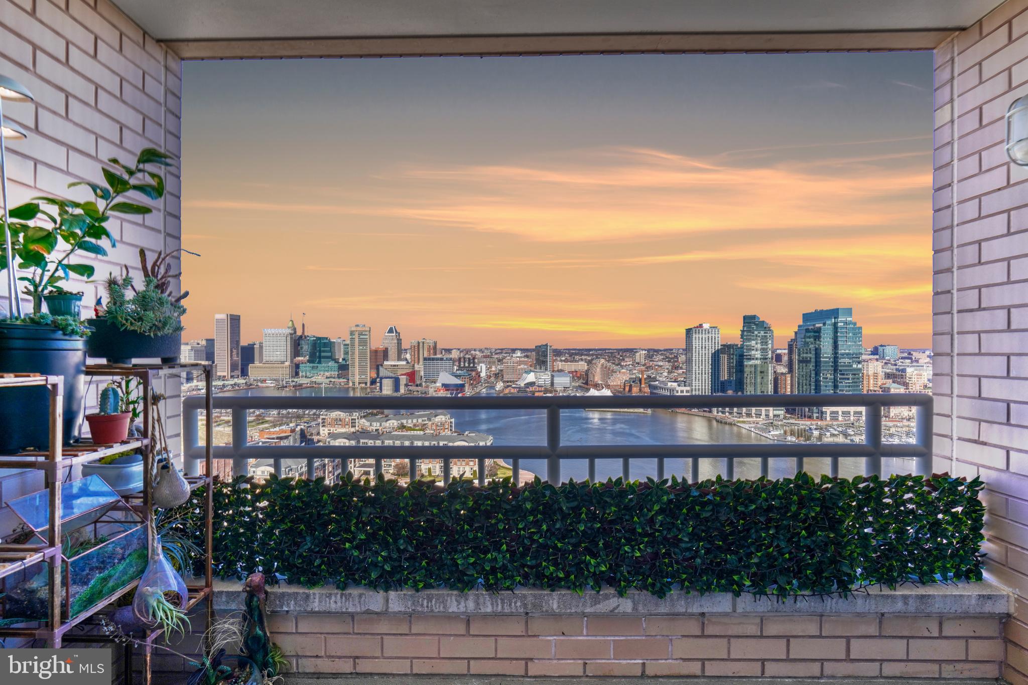 100 Harborview DRIVE Unit: 2209