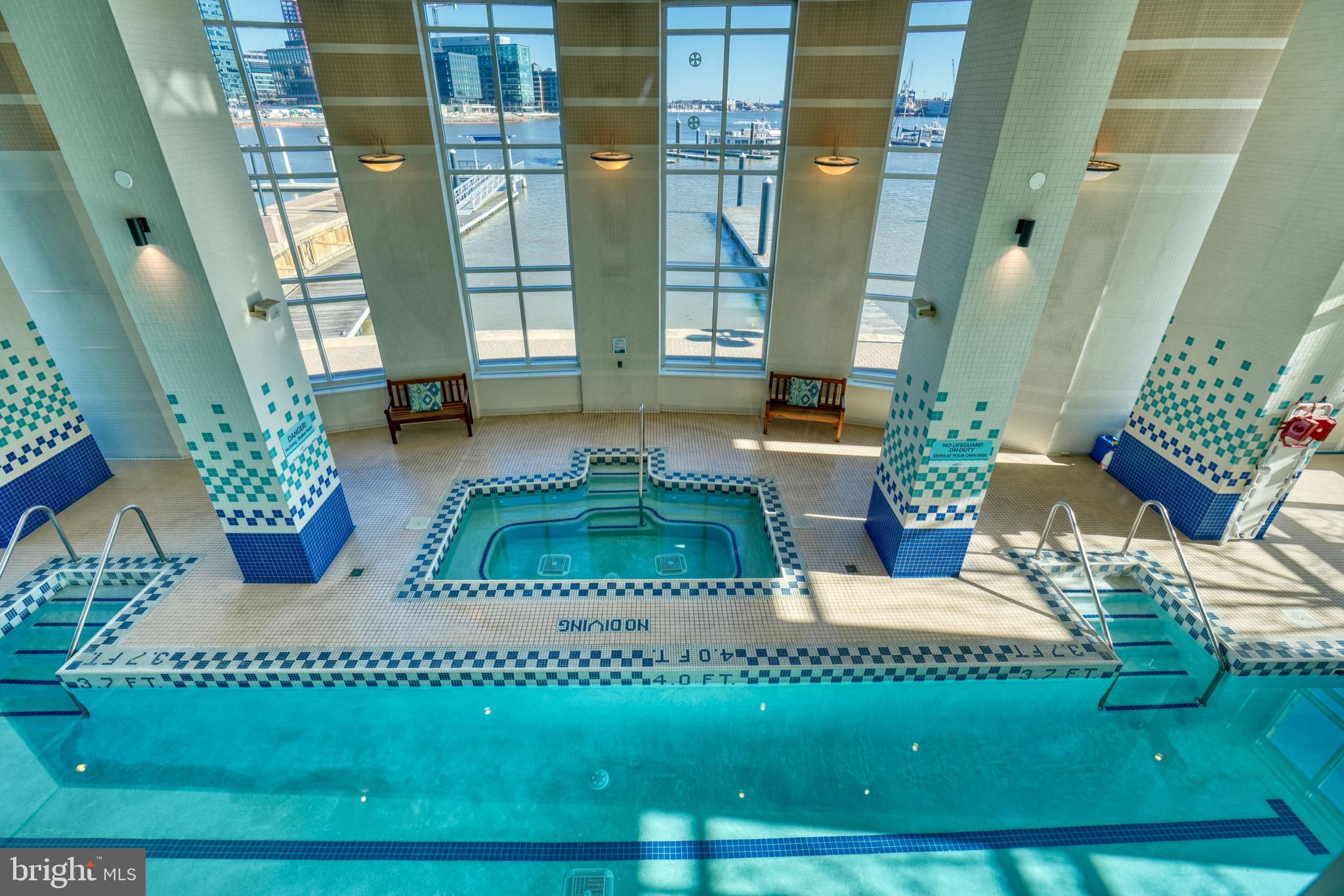 100 Harborview DRIVE Unit: 2209
