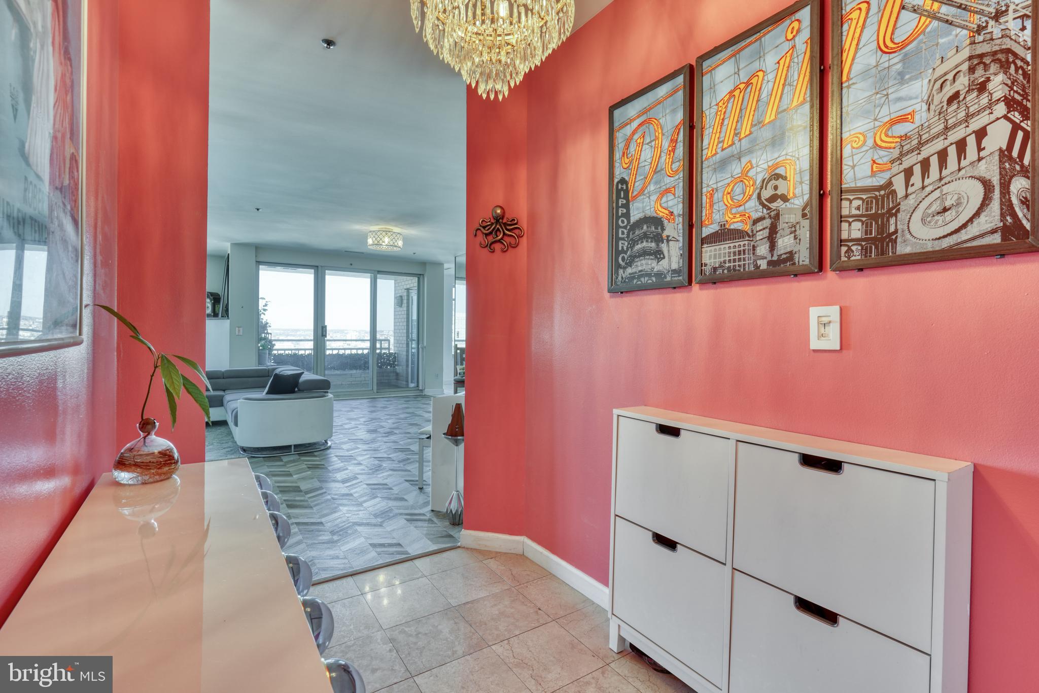 100 Harborview DRIVE Unit: 2209