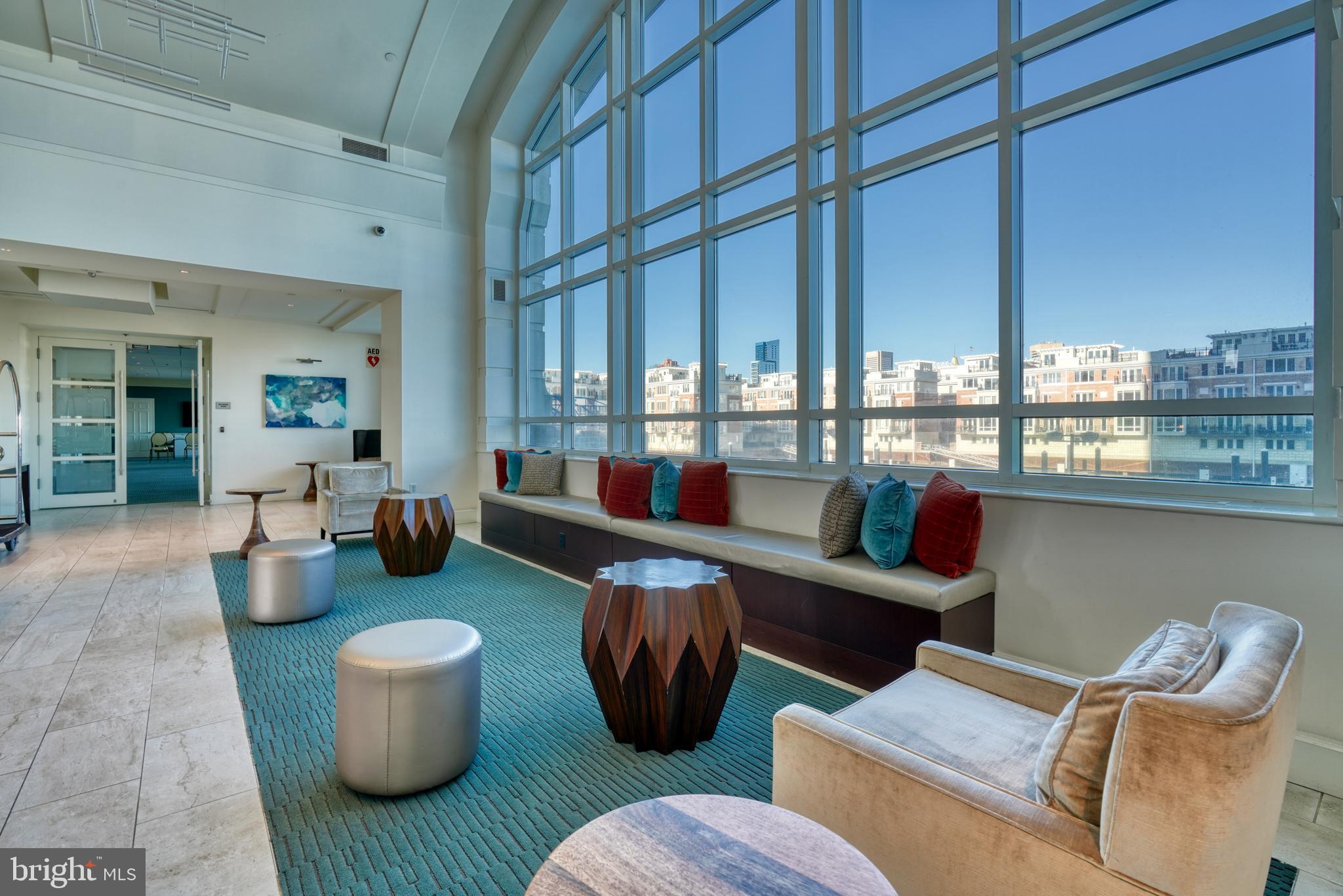 100 Harborview DRIVE Unit: 2209