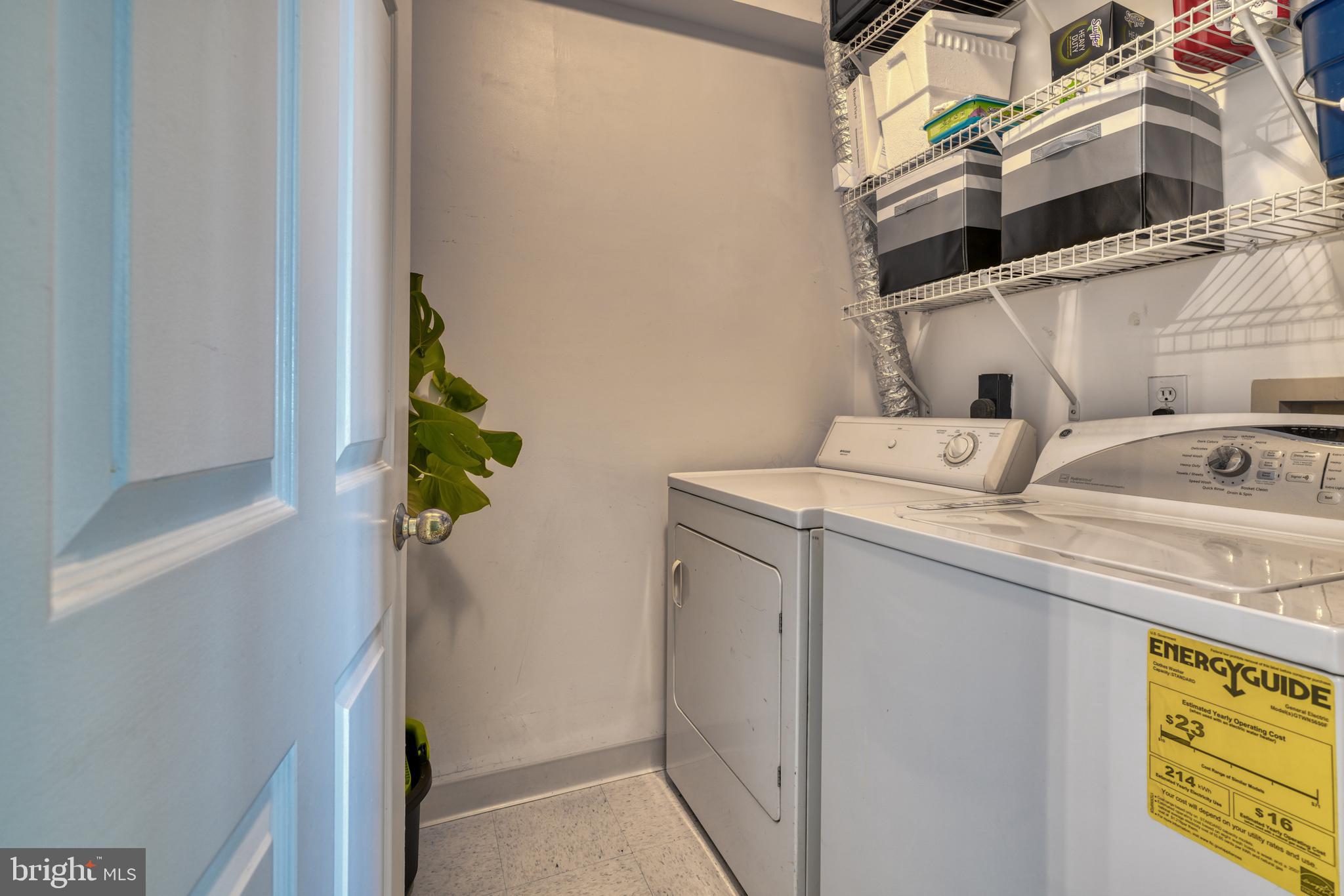 100 Harborview DRIVE Unit: 2209