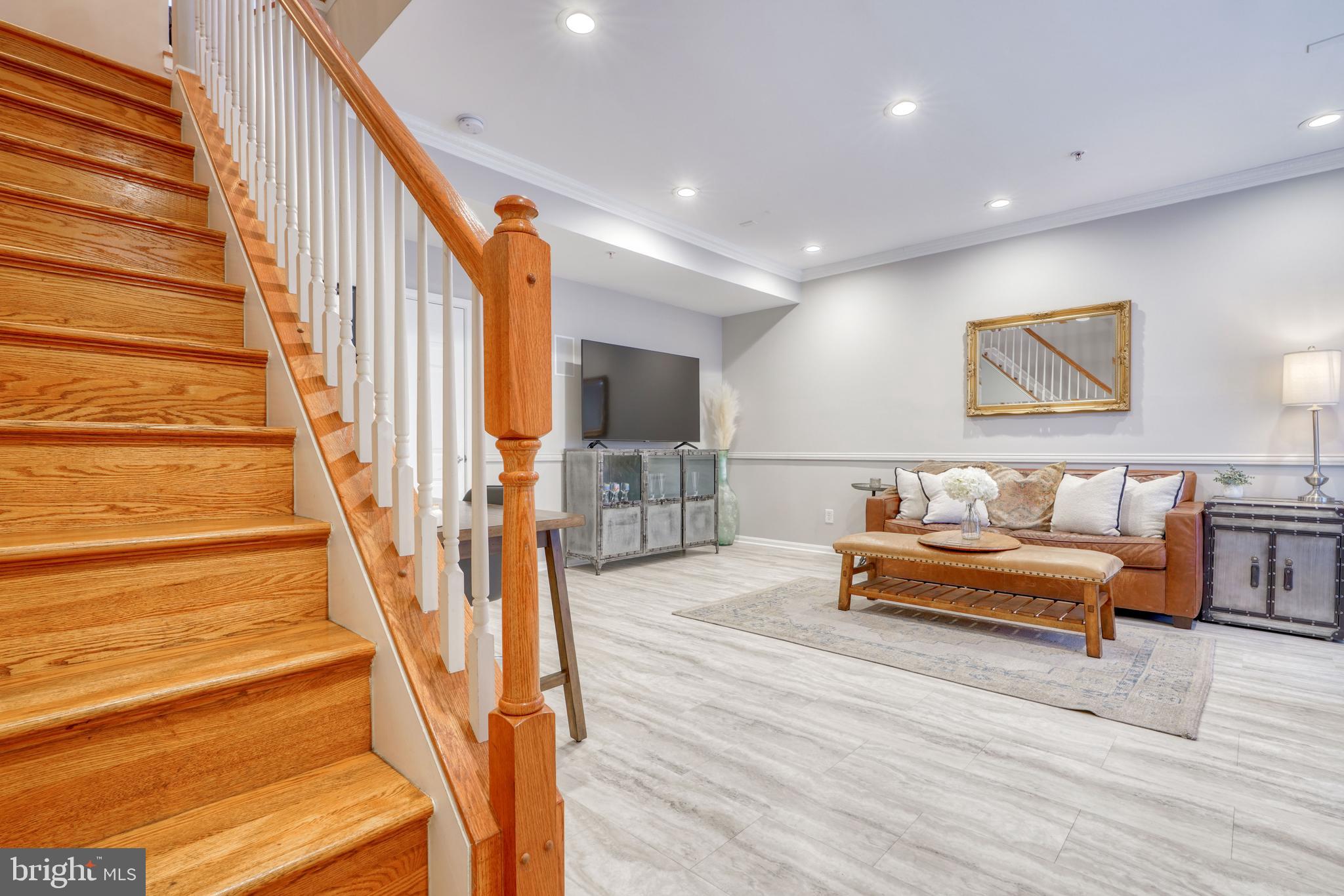 2613 Lighthouse LANE