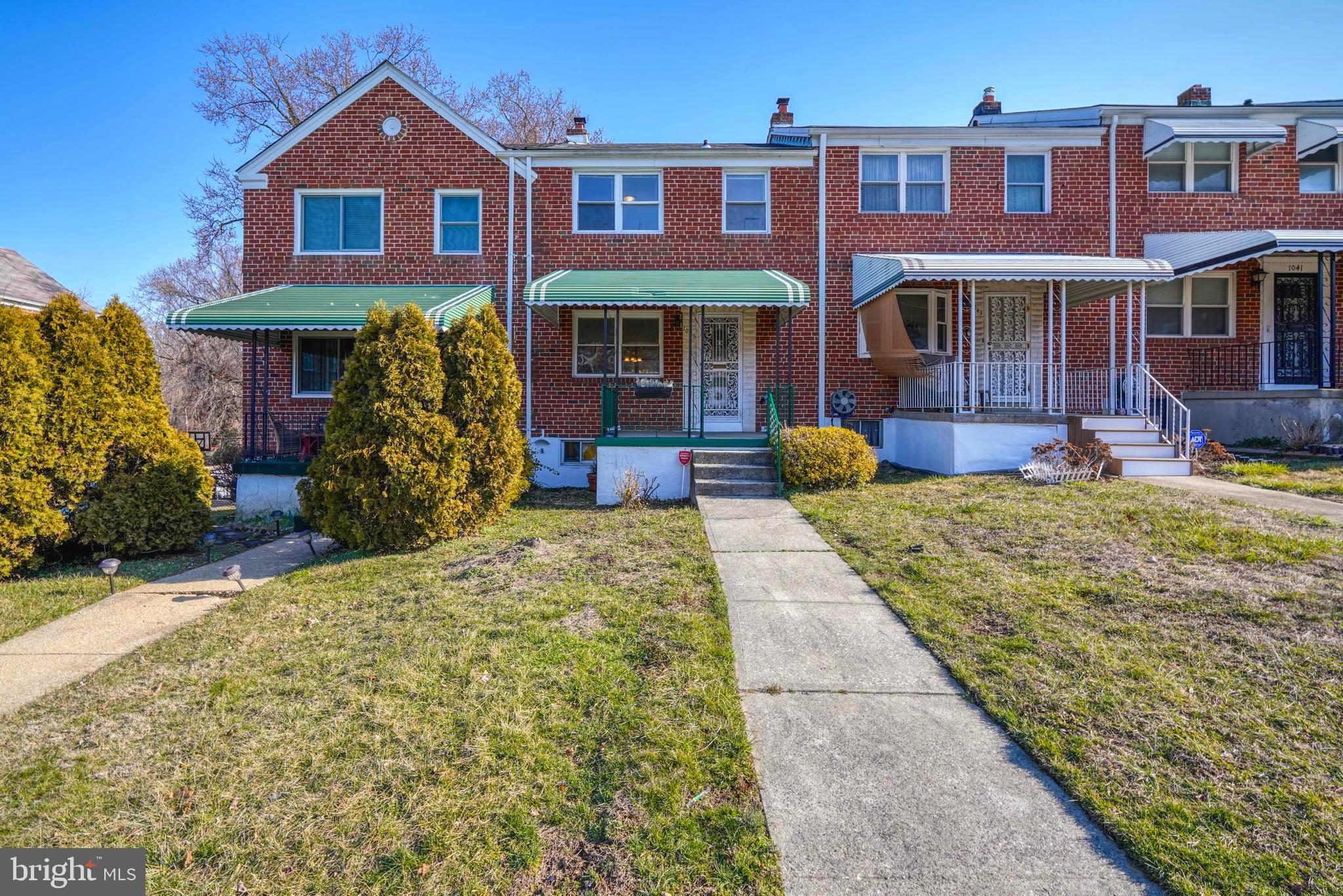 1045 Cooks Ln