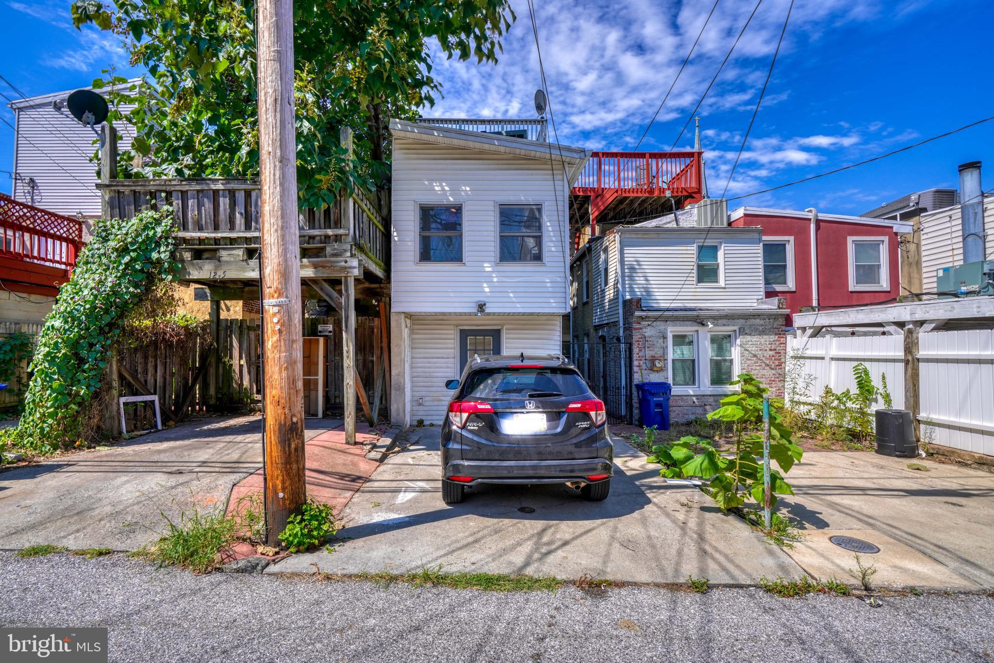 1213 William Street