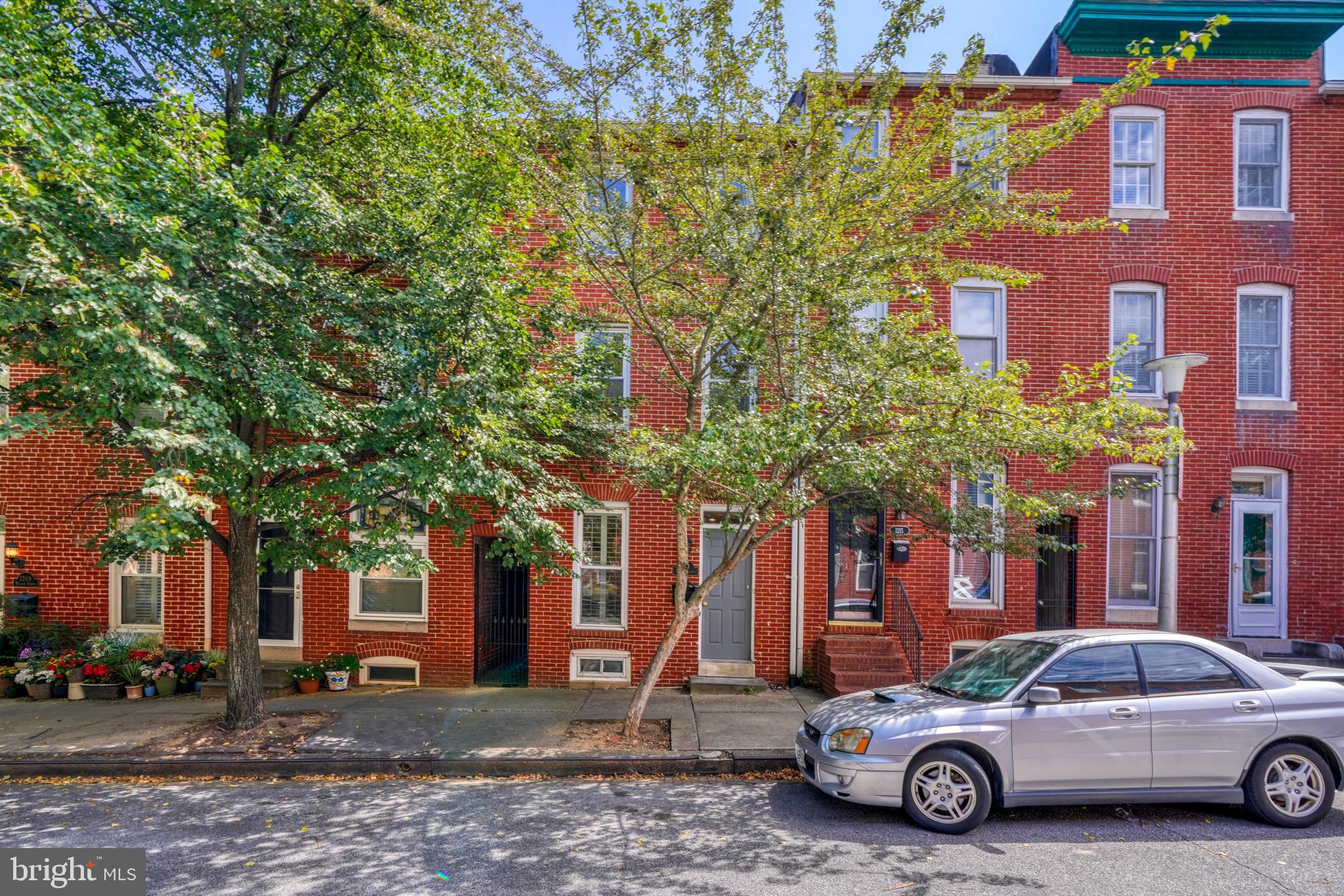 1213 William Street