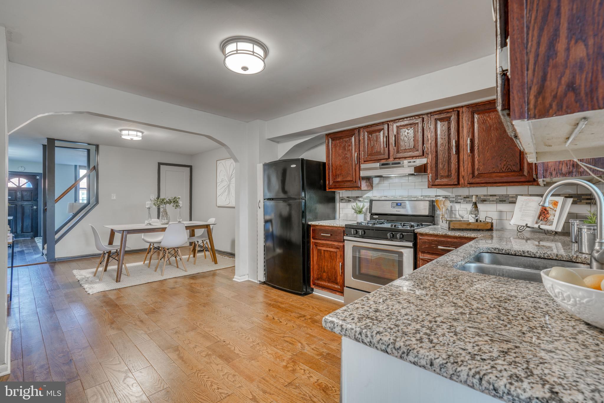 815 E Fort Ave