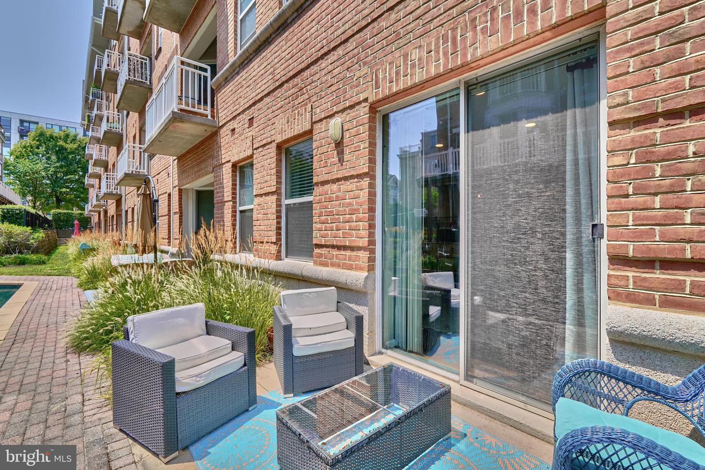 23 Pierside Dr #T16