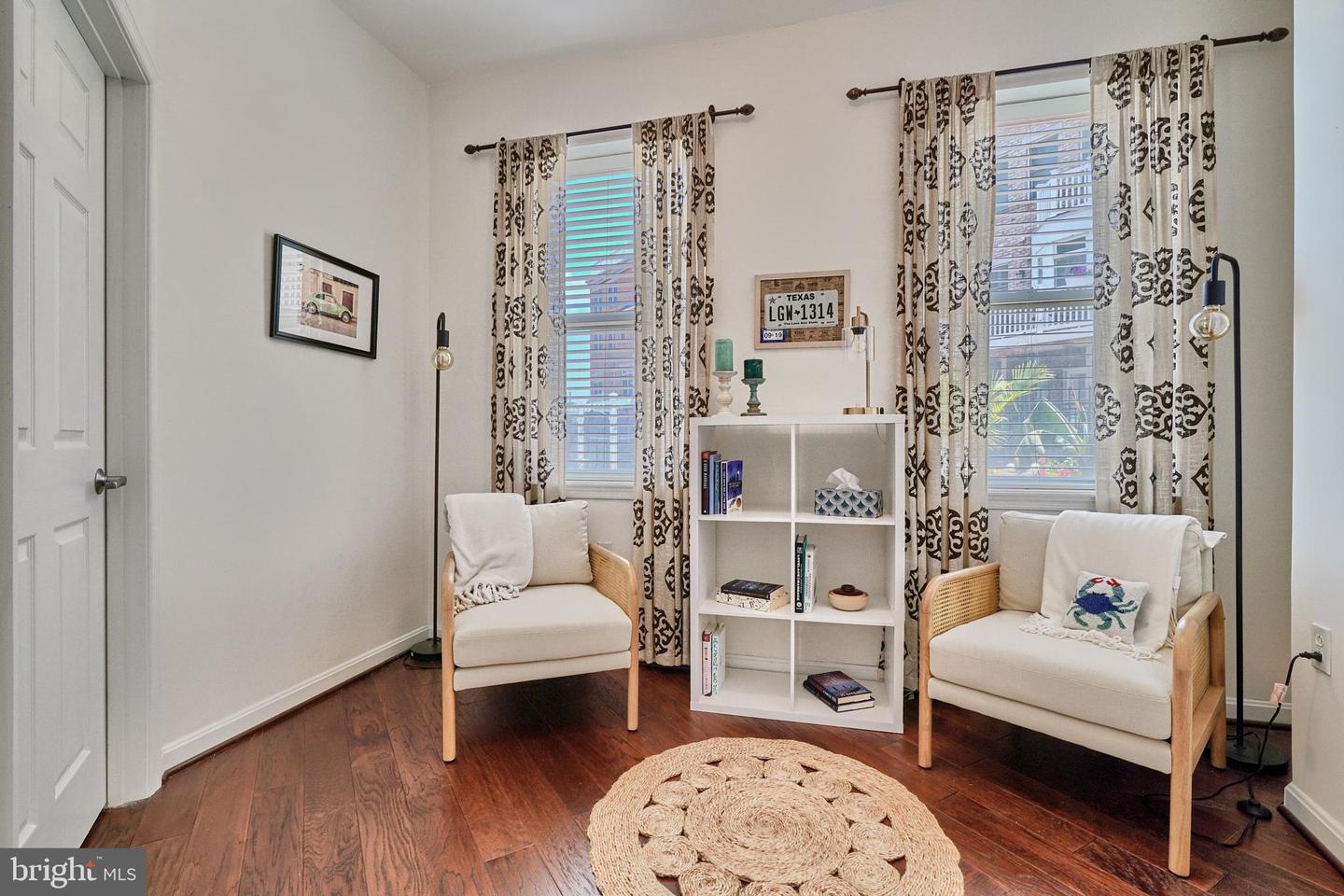 23 Pierside Dr #T16