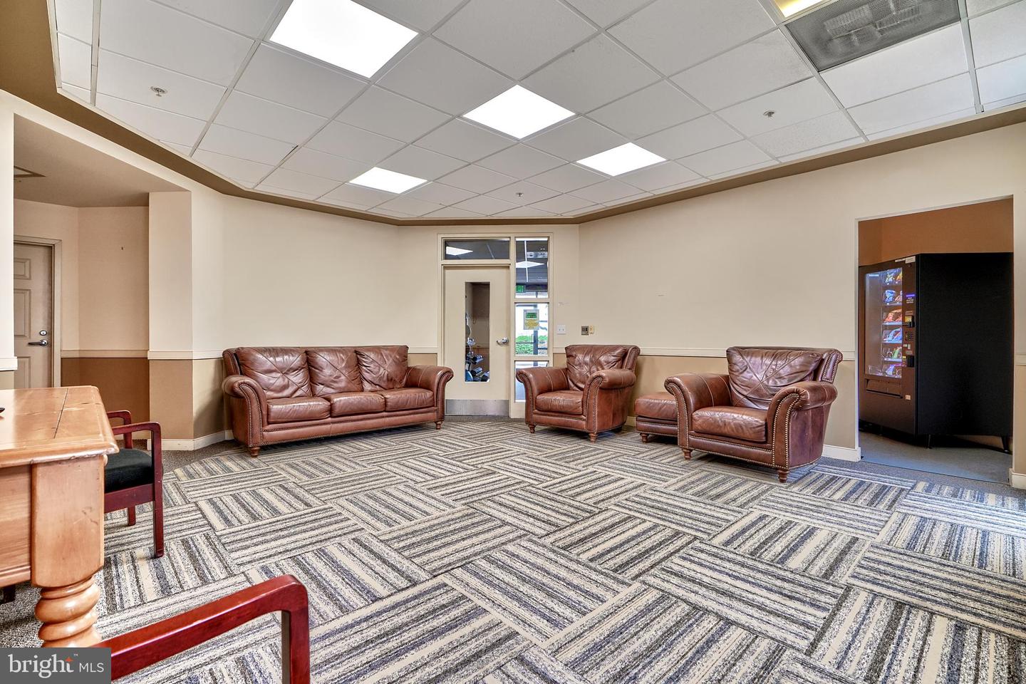 23 Pierside Dr #T16