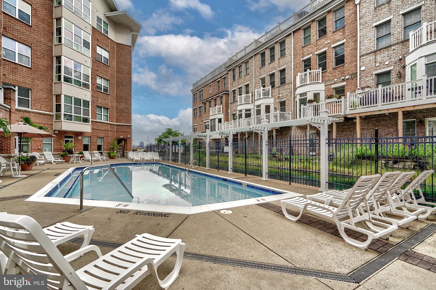 23 Pierside Dr #T16