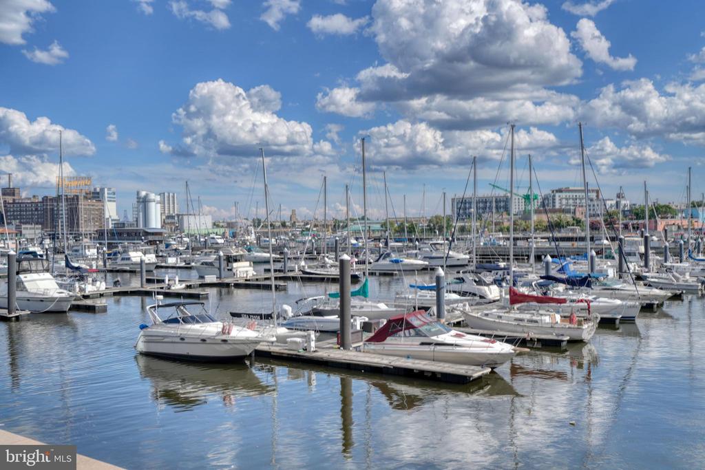 23 Pierside Dr #T16