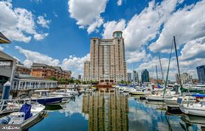 100 Harborview Dr #808