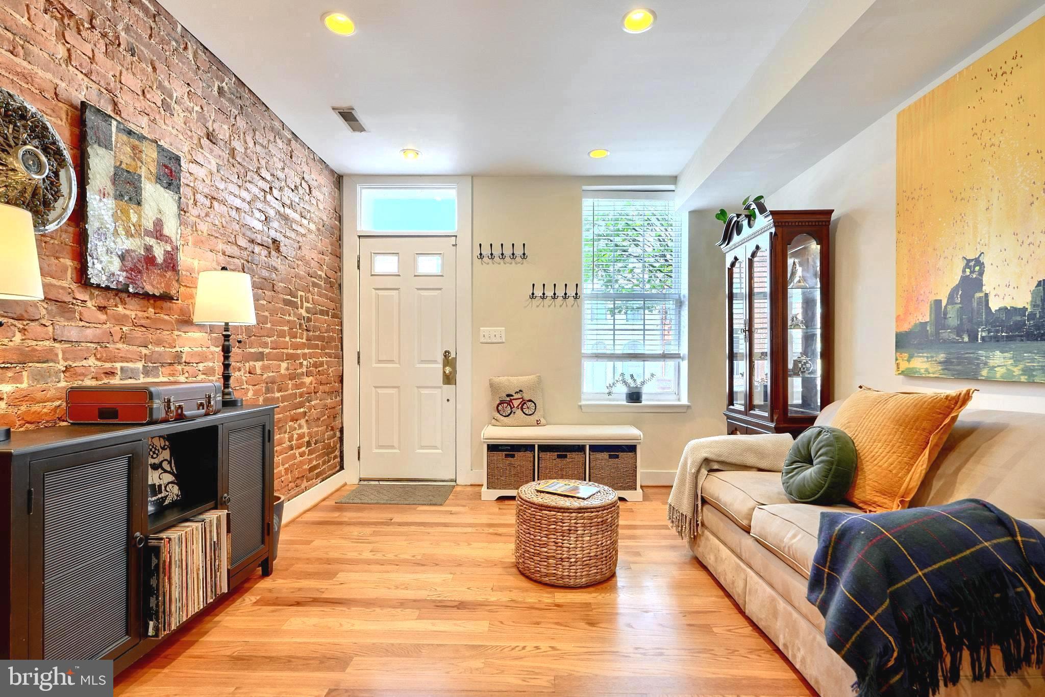507 E Fort Ave