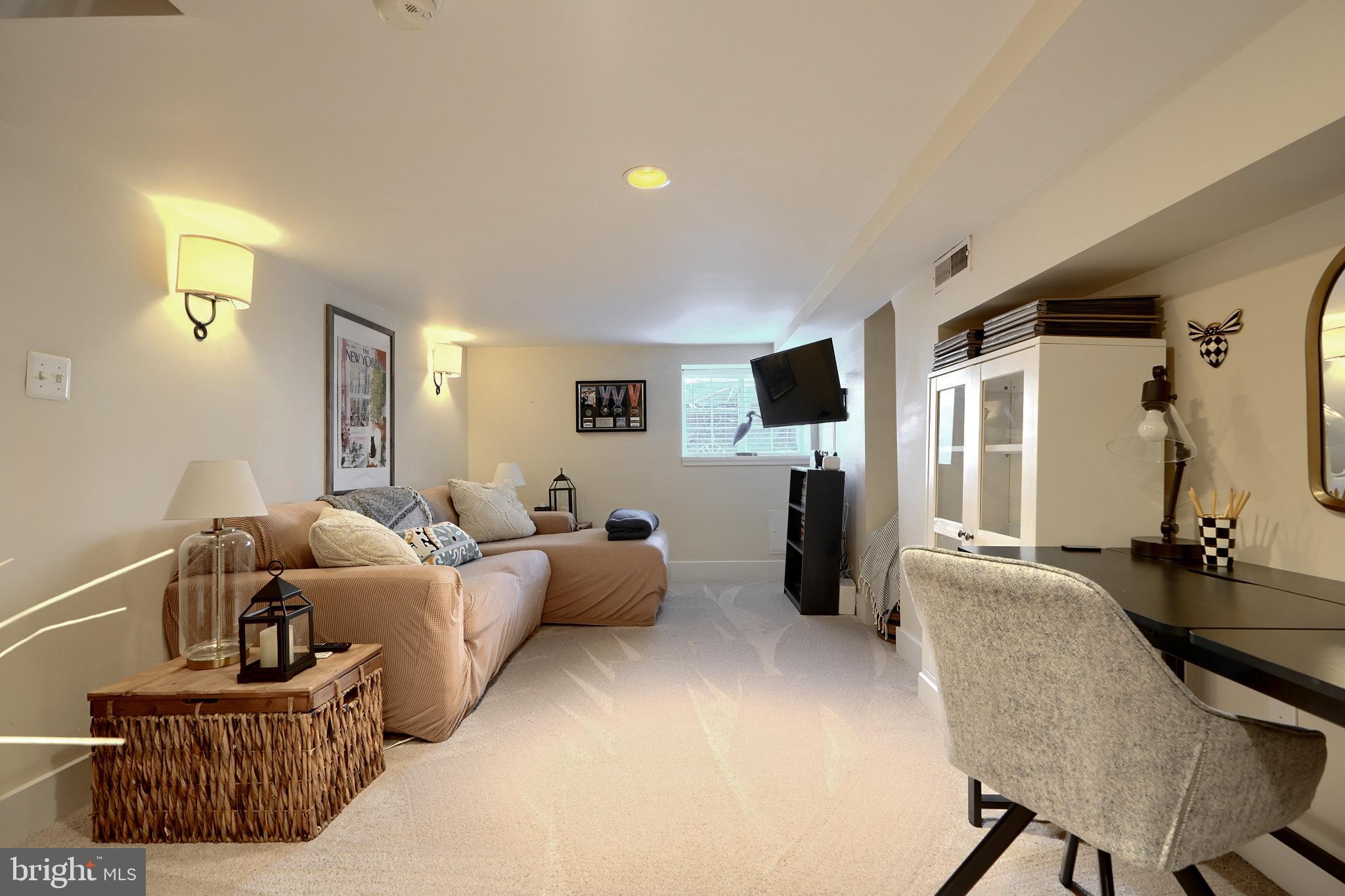 507 E Fort Ave