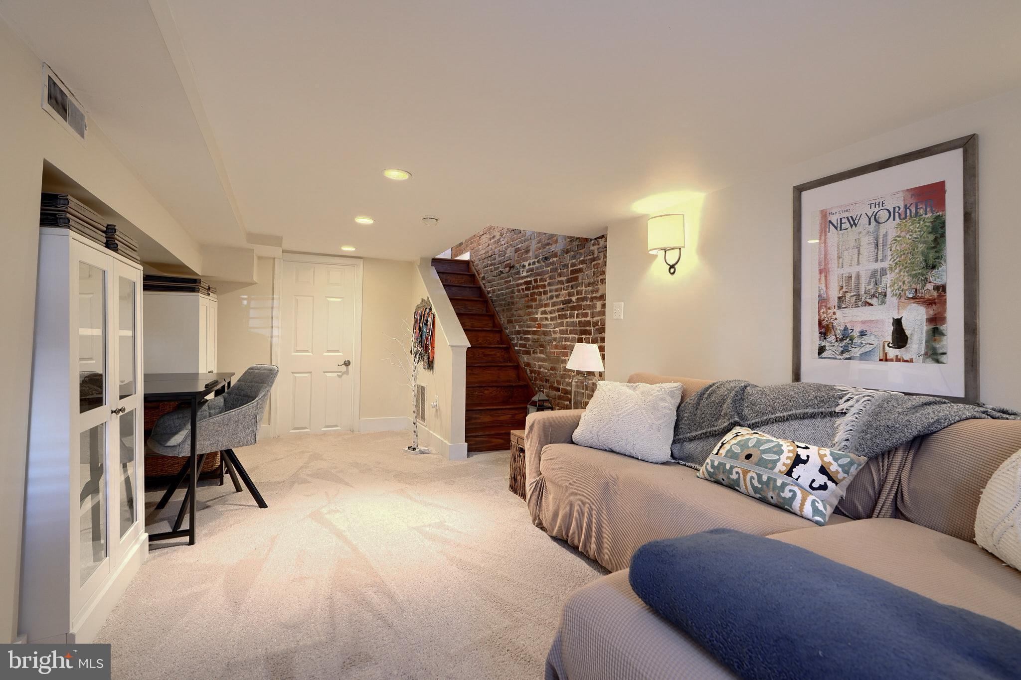 507 E Fort Ave