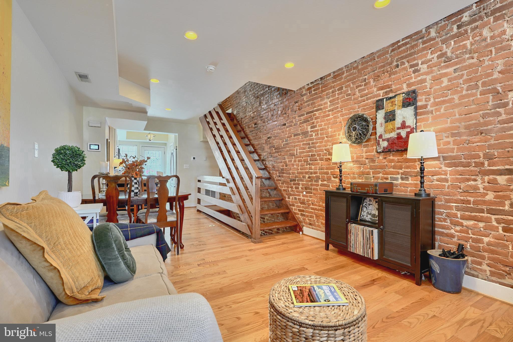507 E Fort Ave