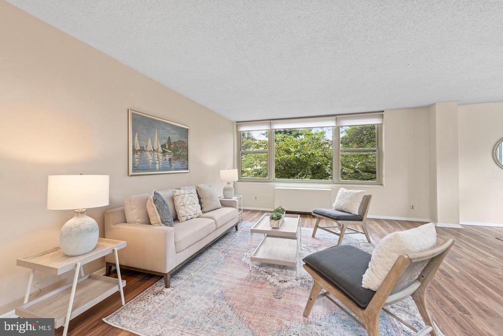 4401 ROLAND AVE #115