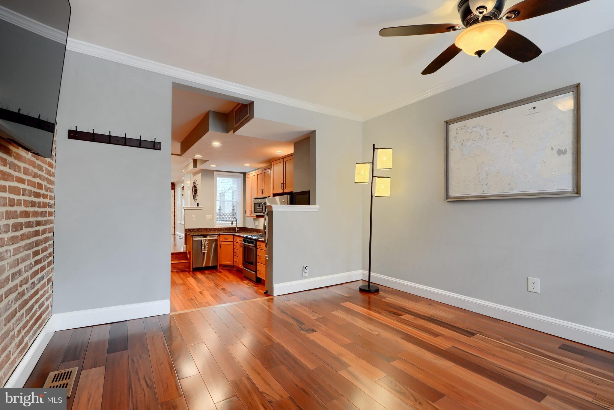 1252-1/2 Riverside Ave