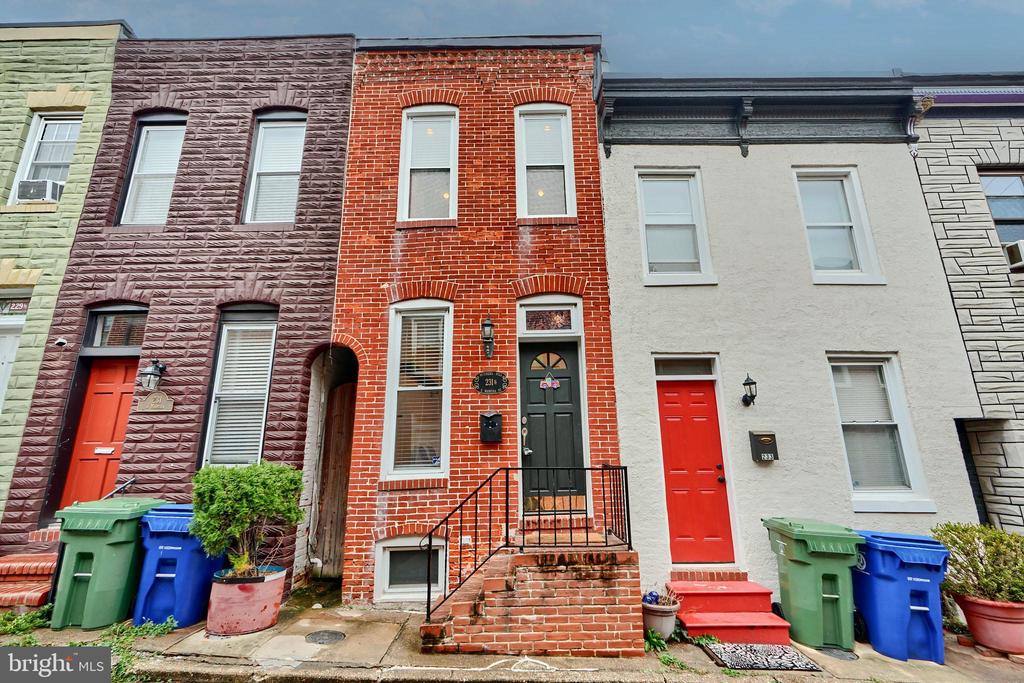 231-1/2 S Madeira St