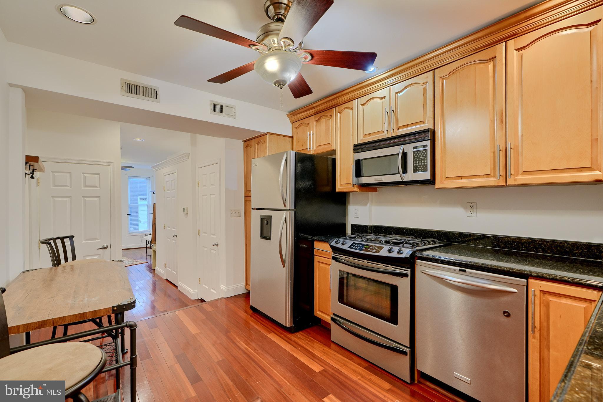 231-1/2 S Madeira St