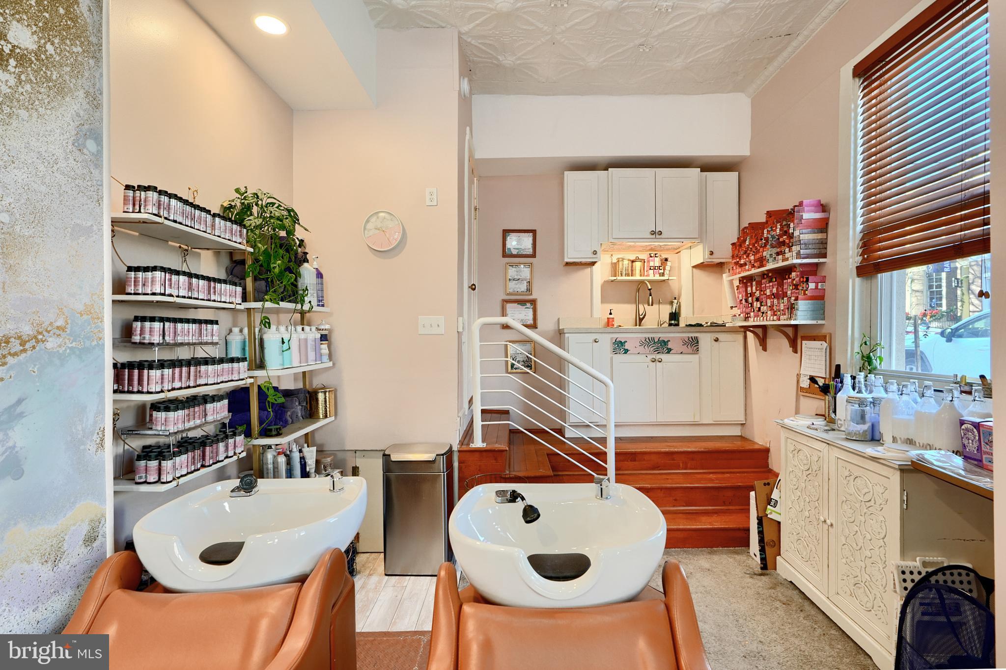 525 E Fort Ave