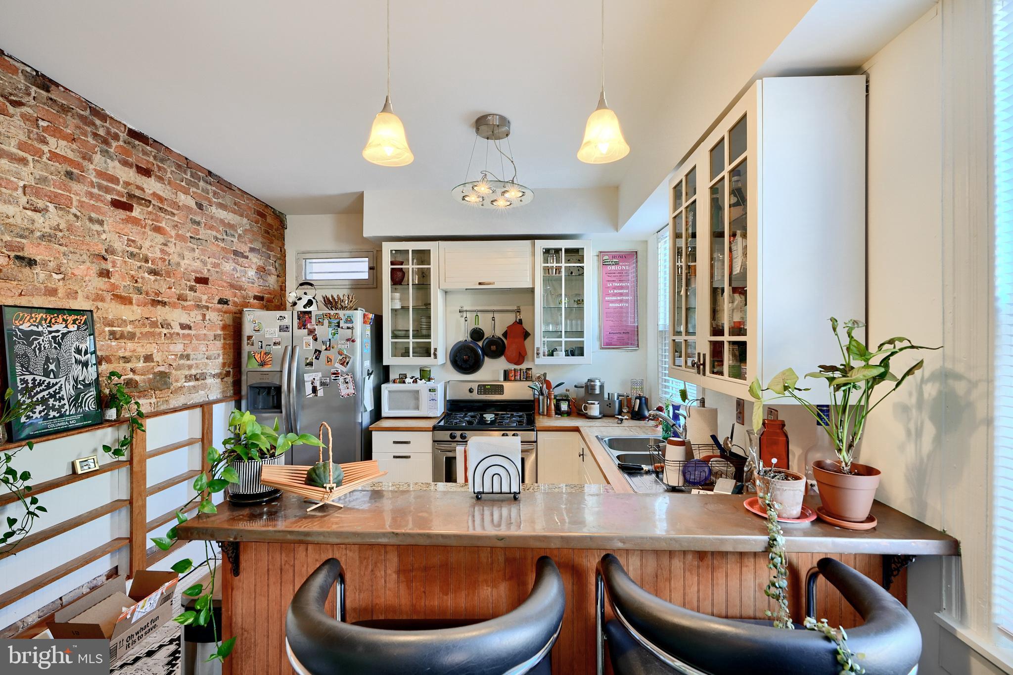 525 E Fort Ave
