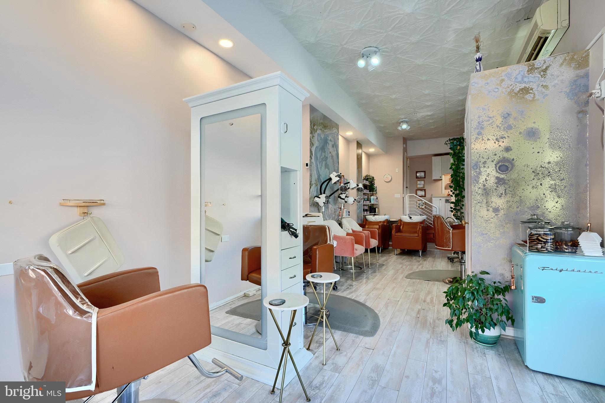 525 E Fort Ave