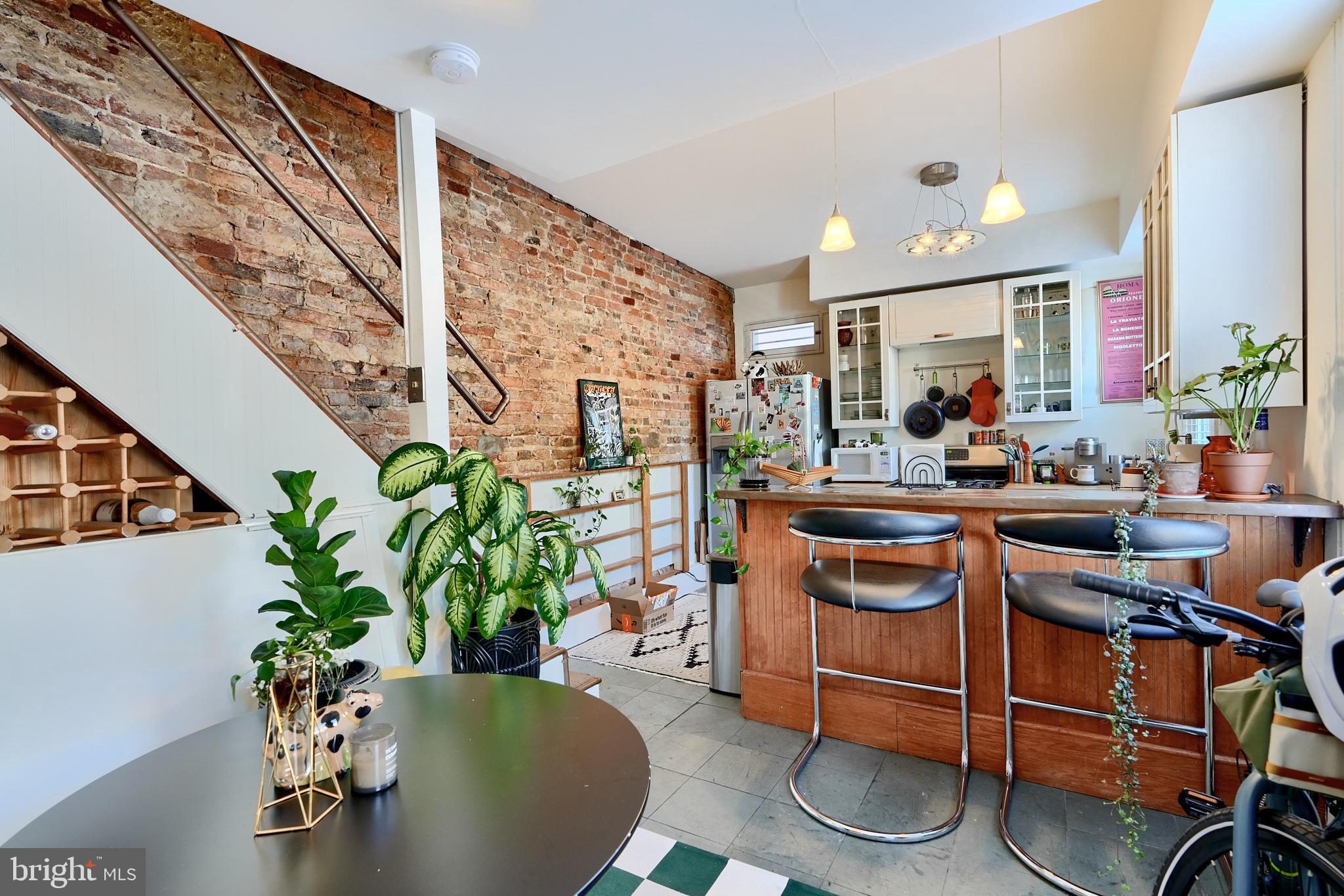 525 E Fort Ave