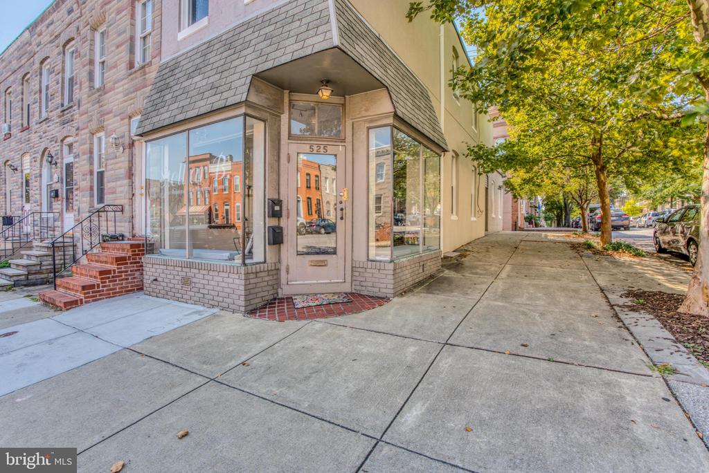 525 E Fort Ave