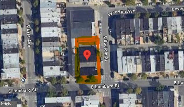 3202 E Lombard St