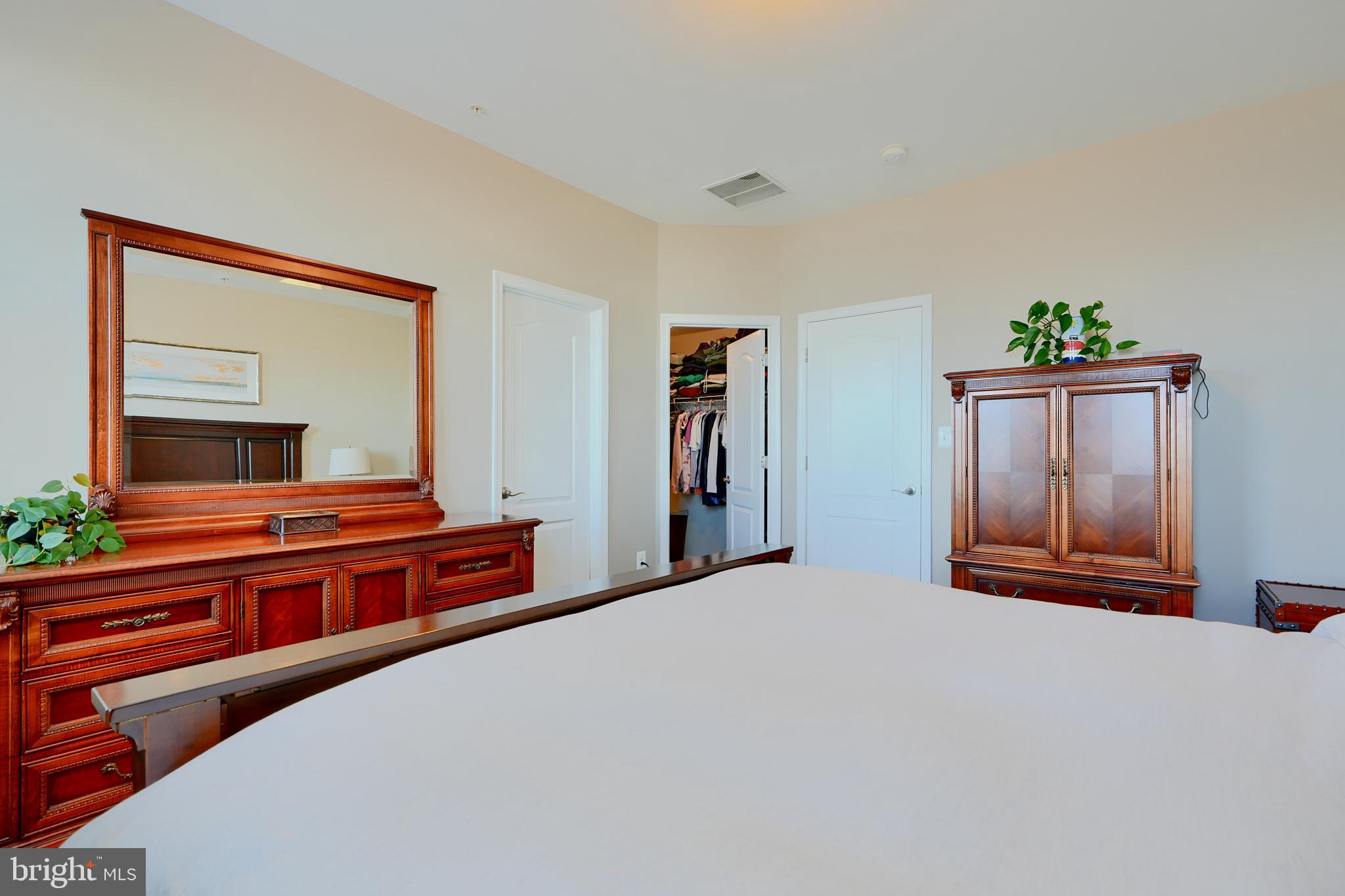 1614 Rampart Mews