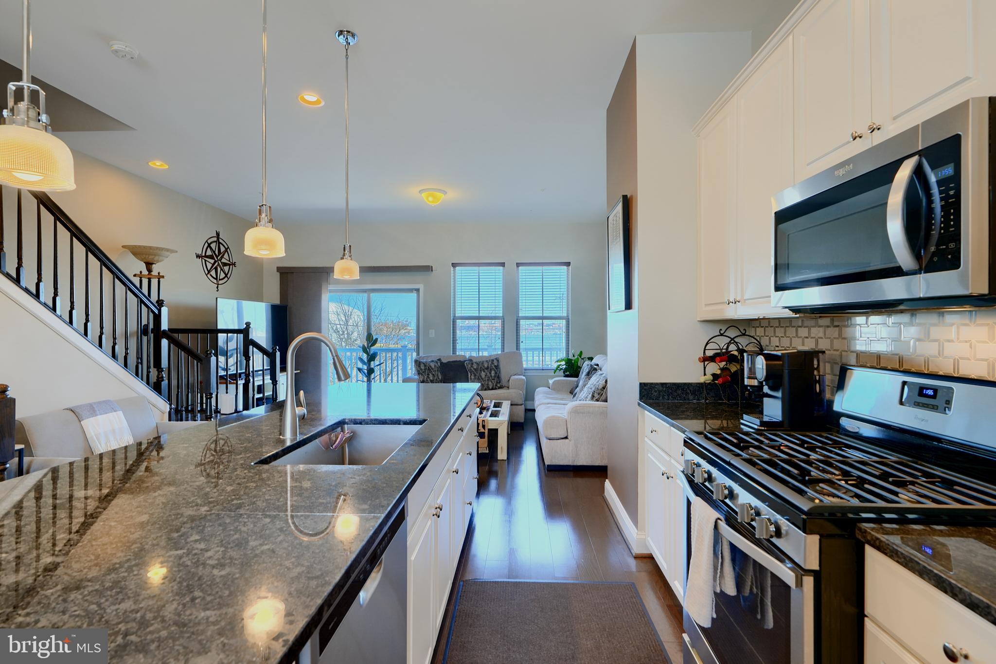 1614 Rampart Mews