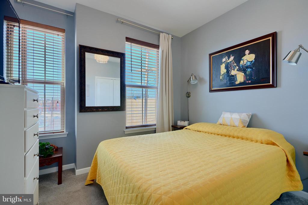 1614 Rampart Mews
