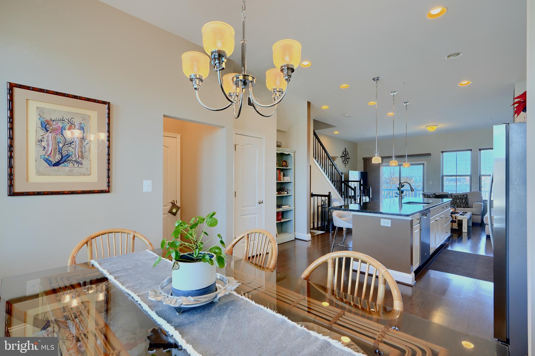 1614 Rampart Mews