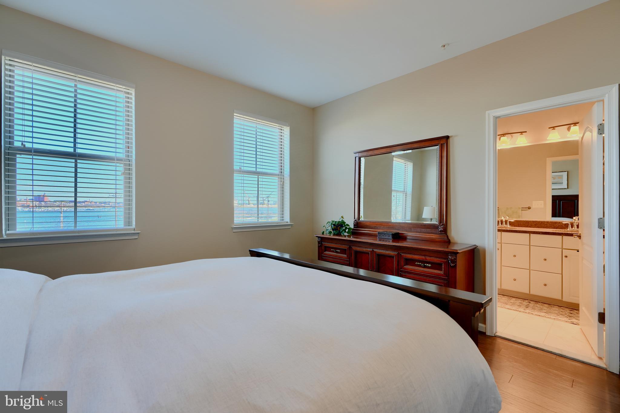 1614 Rampart Mews