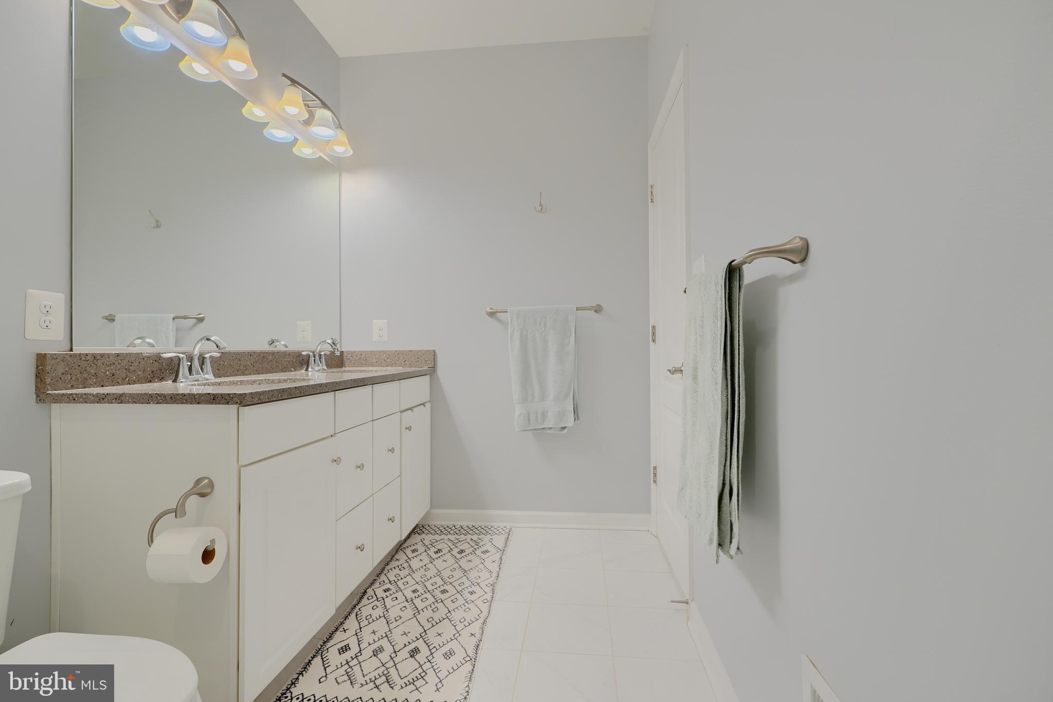 1614 Rampart Mews