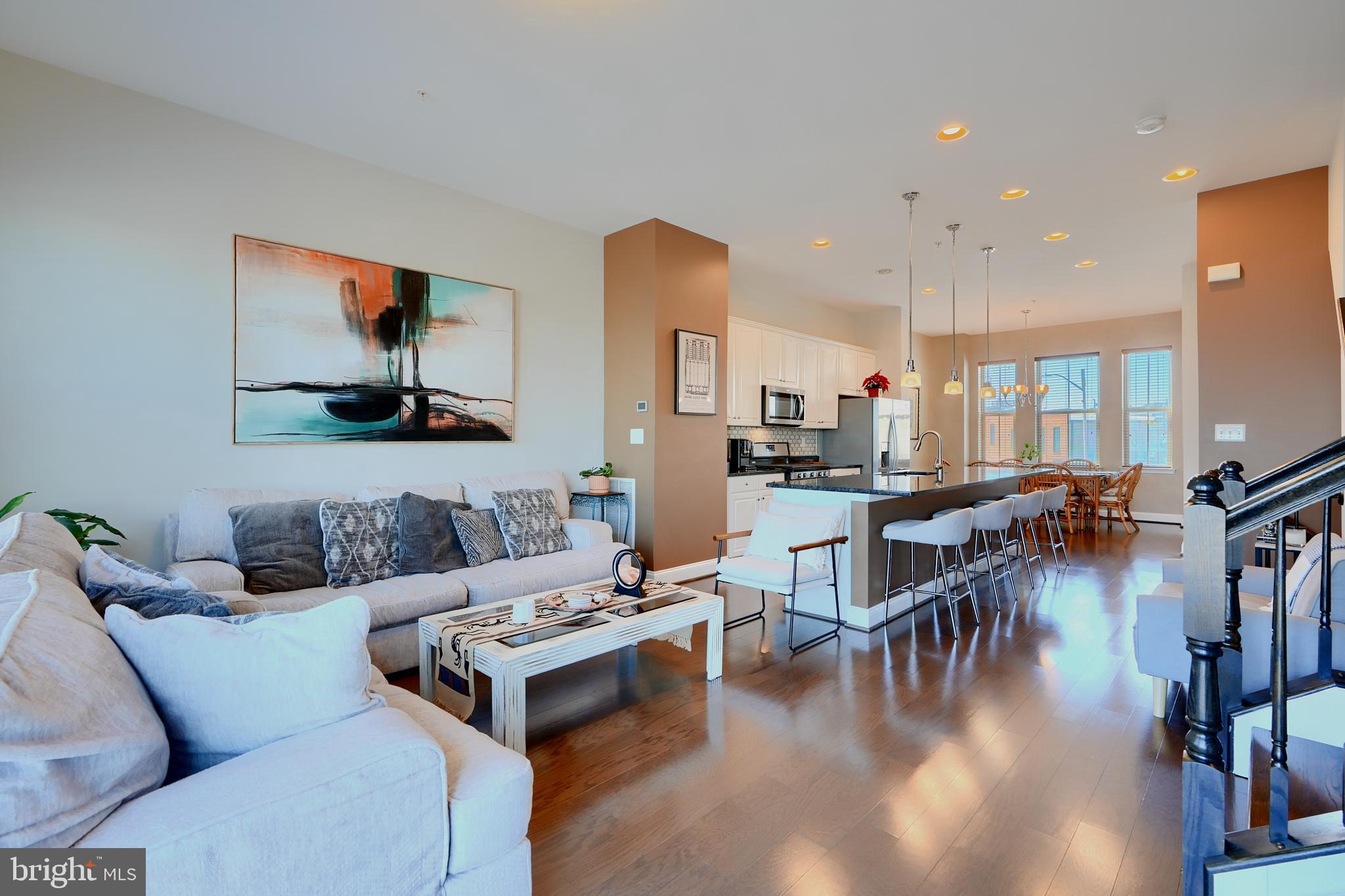 1614 Rampart Mews