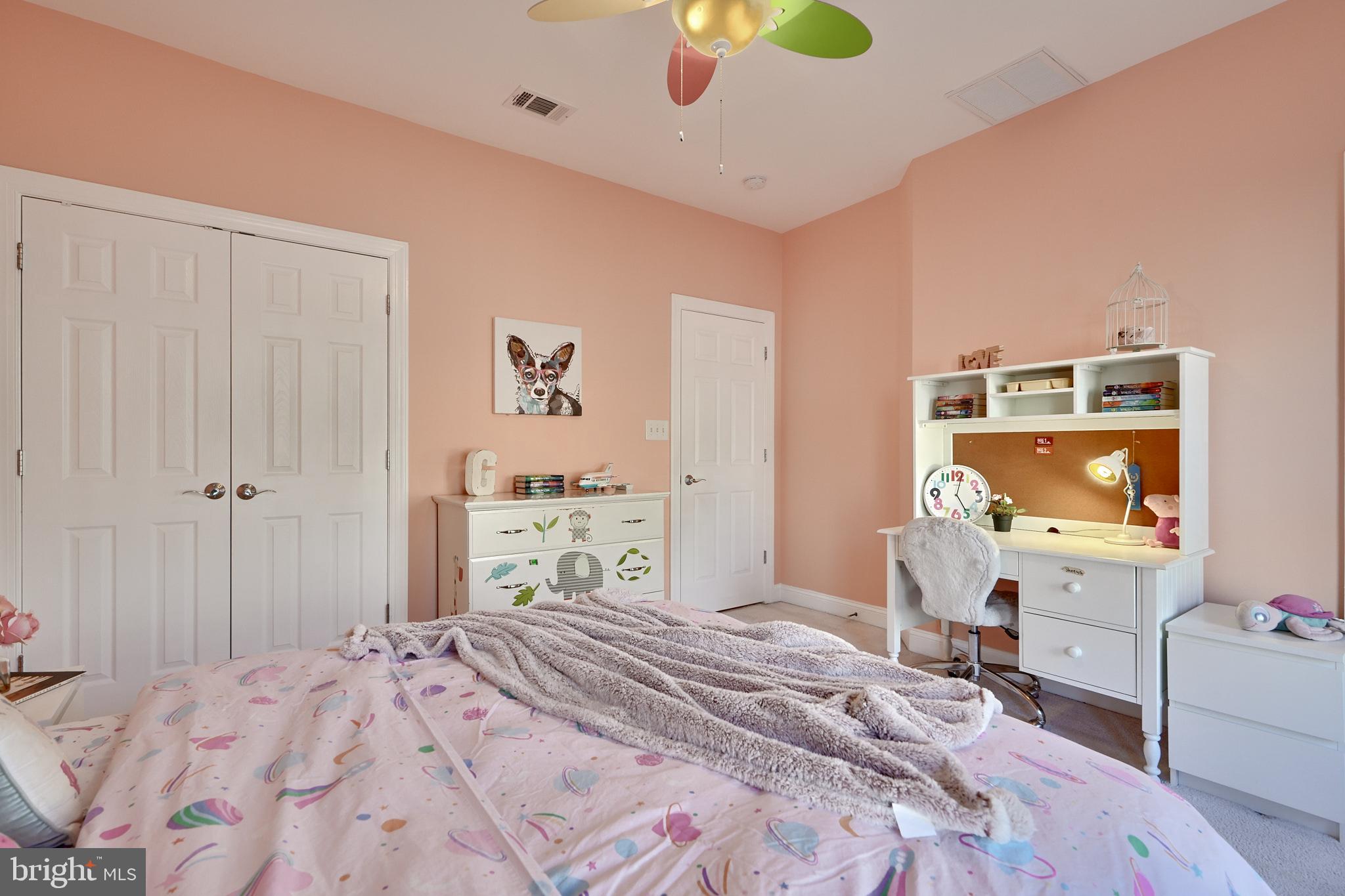 2607 Lighthouse Ln