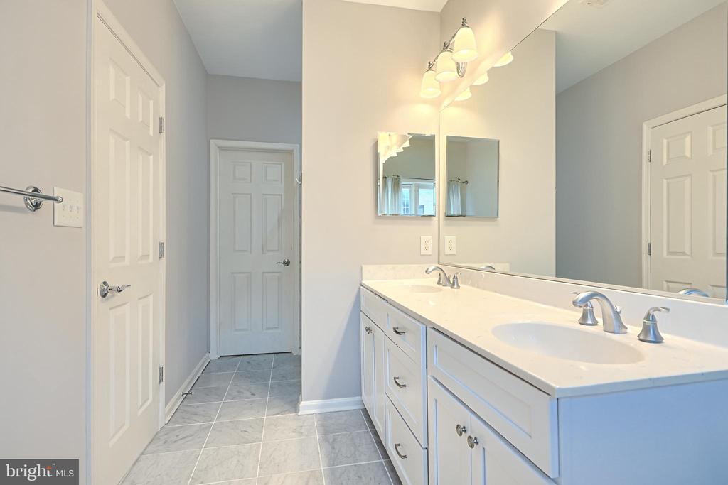 1205 Dockside Cir