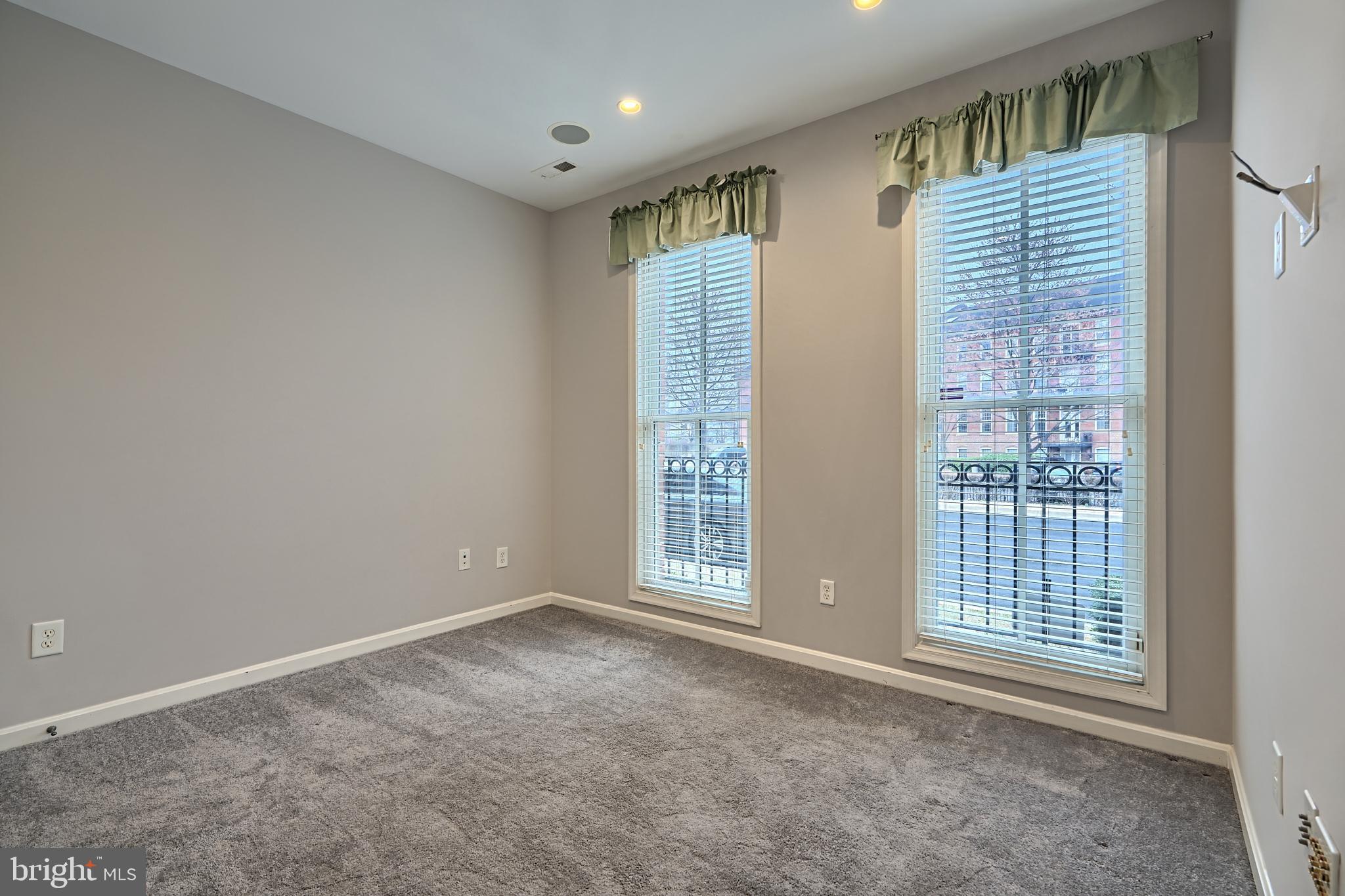 1205 Dockside Cir