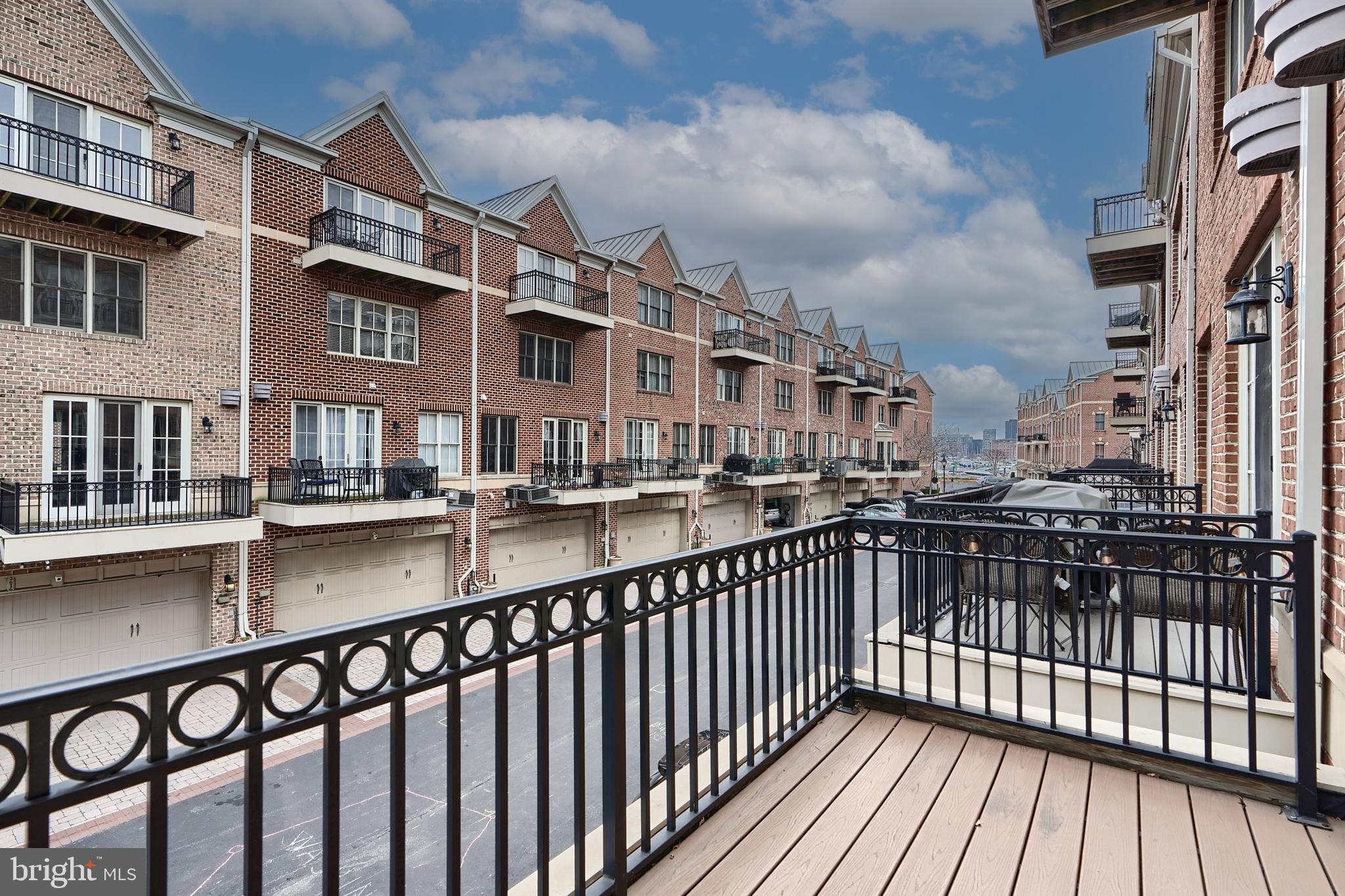 1205 Dockside Cir